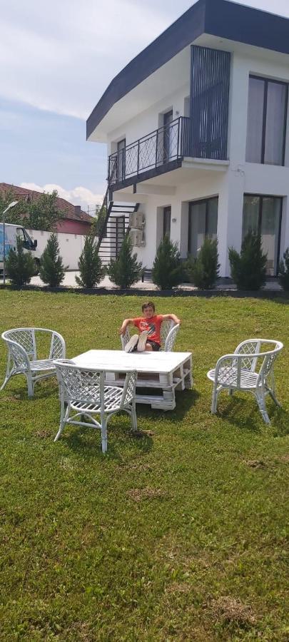 Апартаменты Accent Garden Дева Экстерьер фото